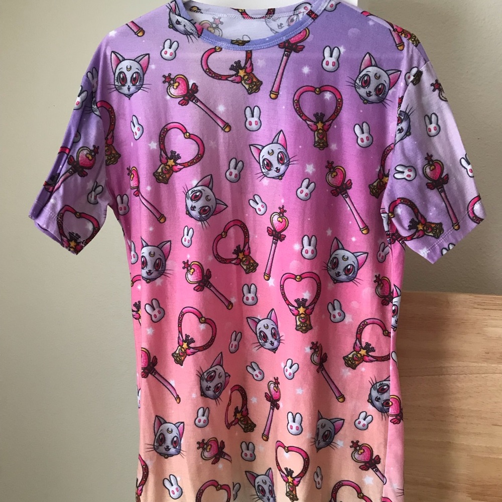 Sailor Moon Chibi Moon “Pink Lady” oversized T